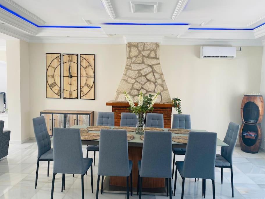 Sunny Villa Mijas With Large Pool Free Parking 马拉加 外观 照片